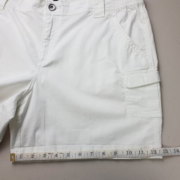 George Mid-rise Cargo Shorts - Picture 14 of 15